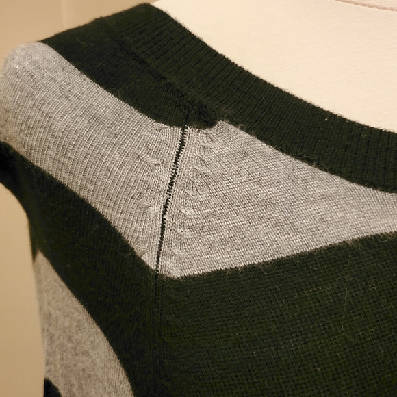 Black and Gray striped Sweater S Mossimo - Picture 2 of 3
